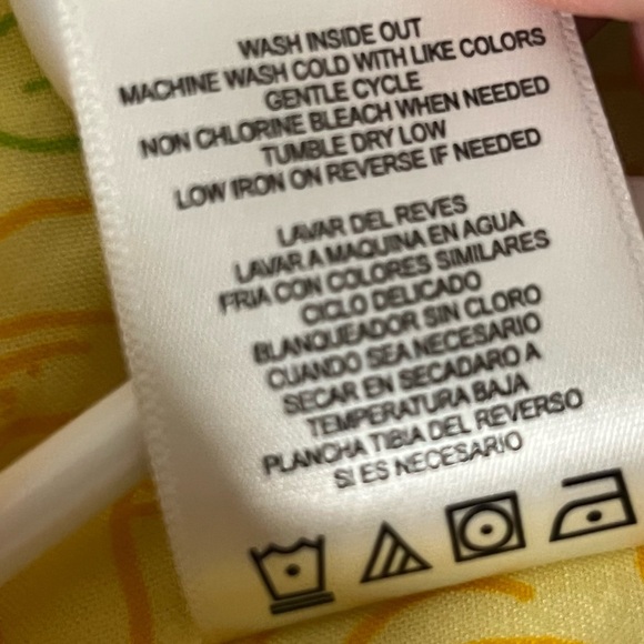 Despicable Me Boys Minions Bananas Button Down Yellow Shirt Illumination Small - Picture 5 of 5